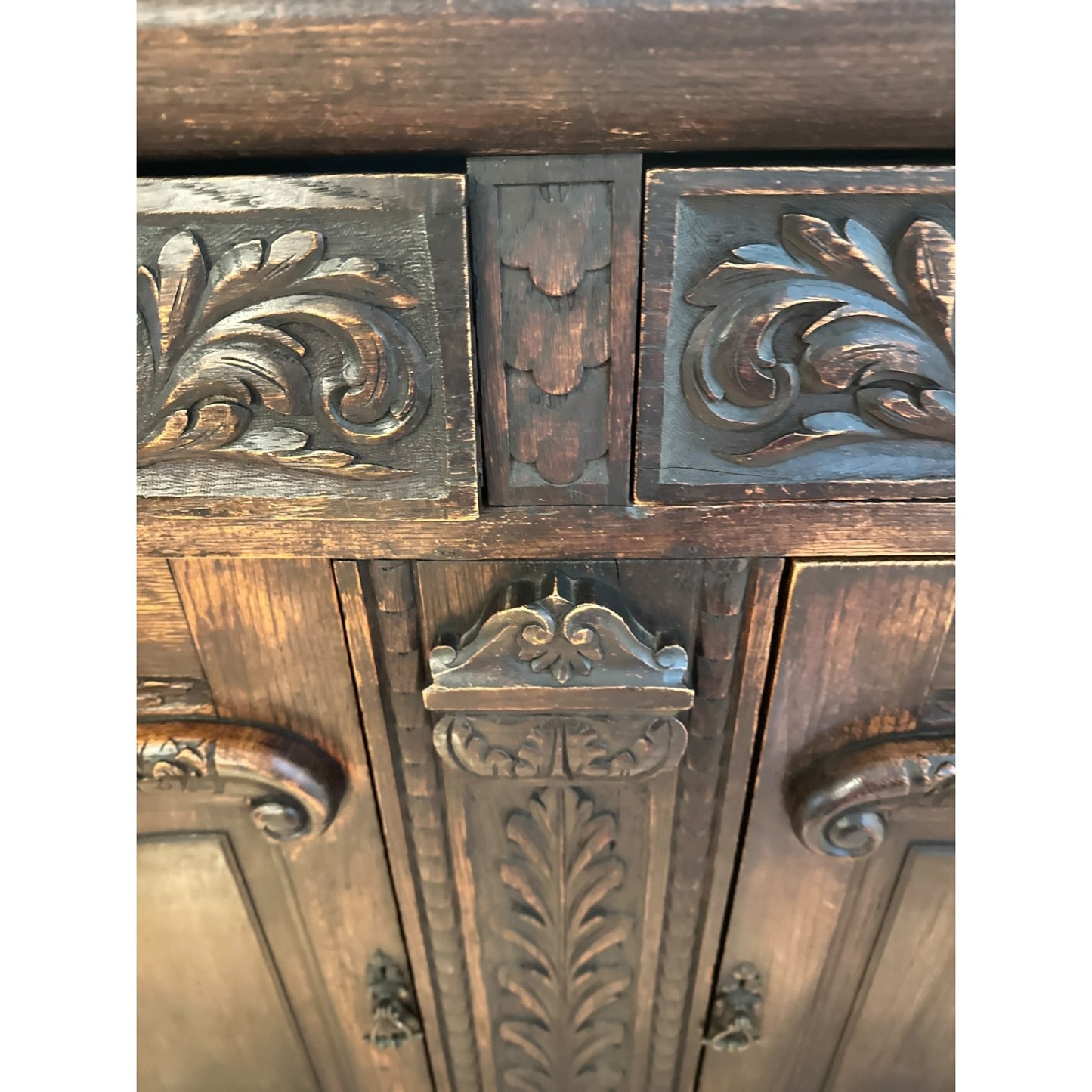 Late 18th Century Oak Carved Buffet