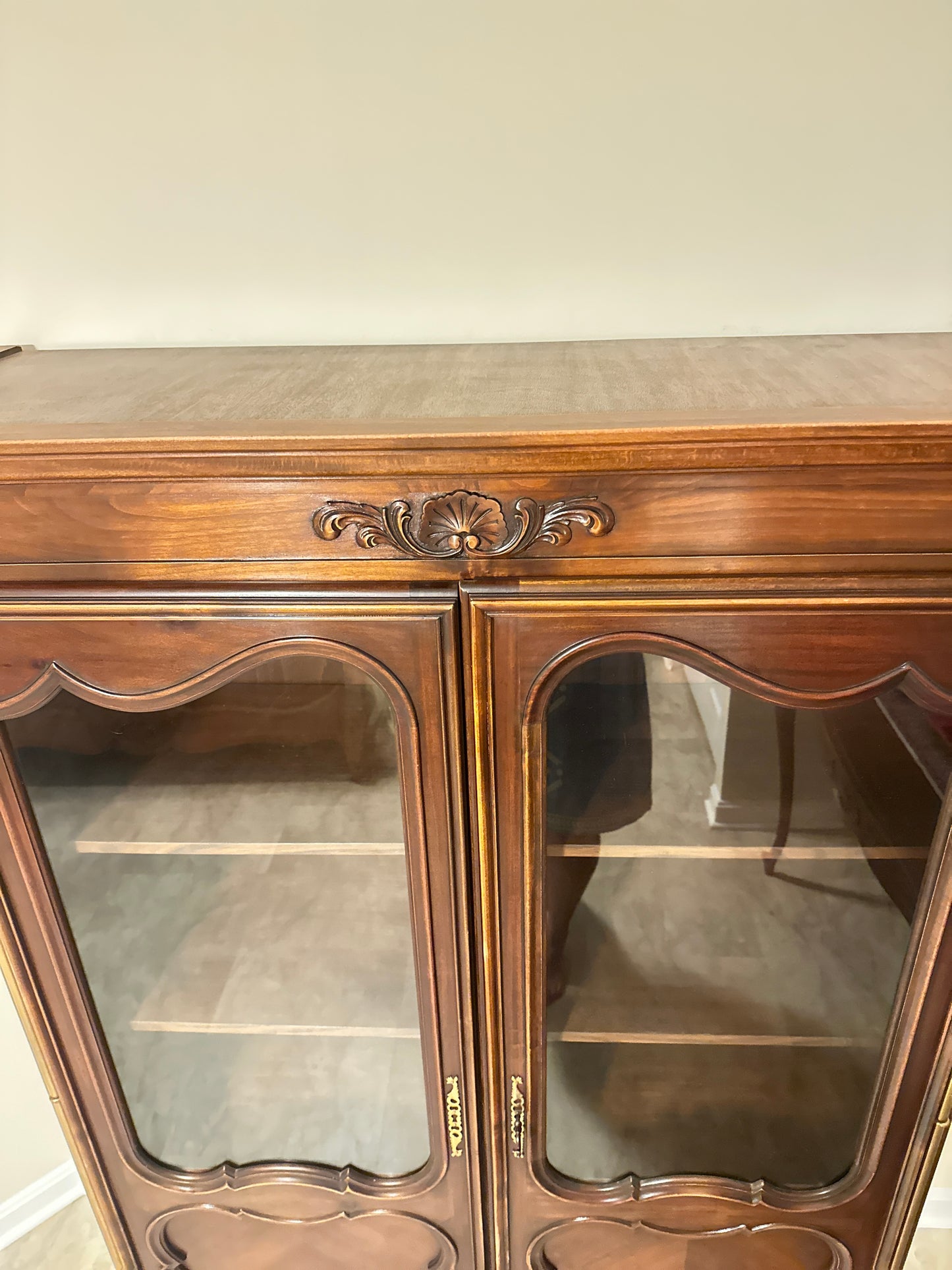 Antique French Louis XV Style Display Cabinet with Glass Doors