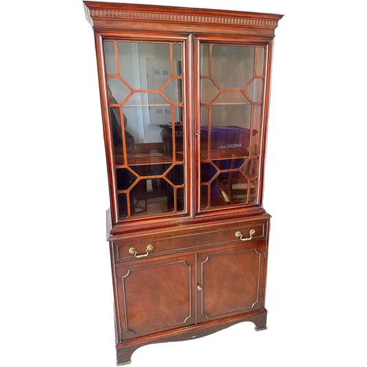 Traditional Mahogany China Cabinet with Glass Doors