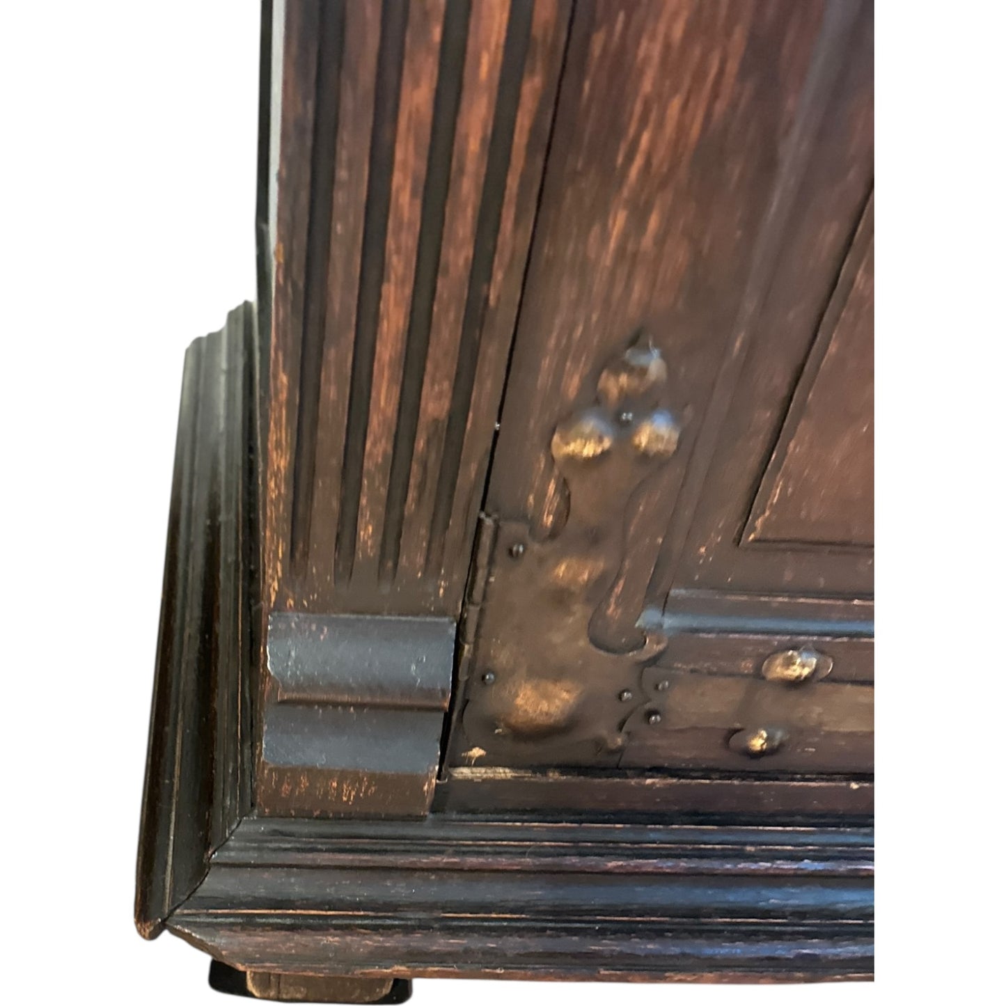Late 18th Century Oak Carved Buffet