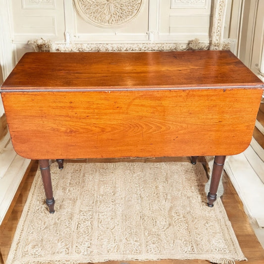 Antique Cherry Drop-Leaf Table with Turned Legs