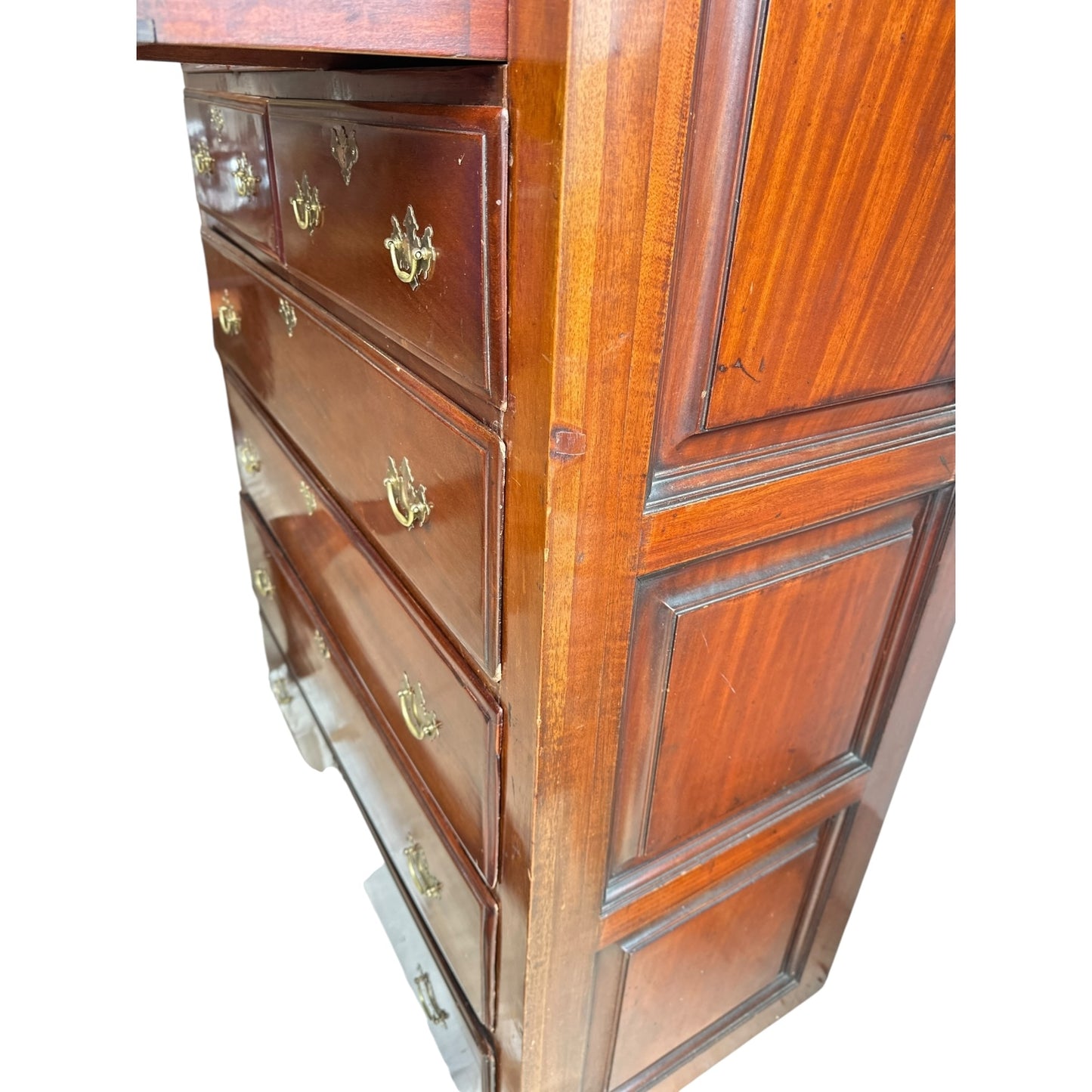 Chippendale-Style Mahogany Tall Chest with Shell Carving
