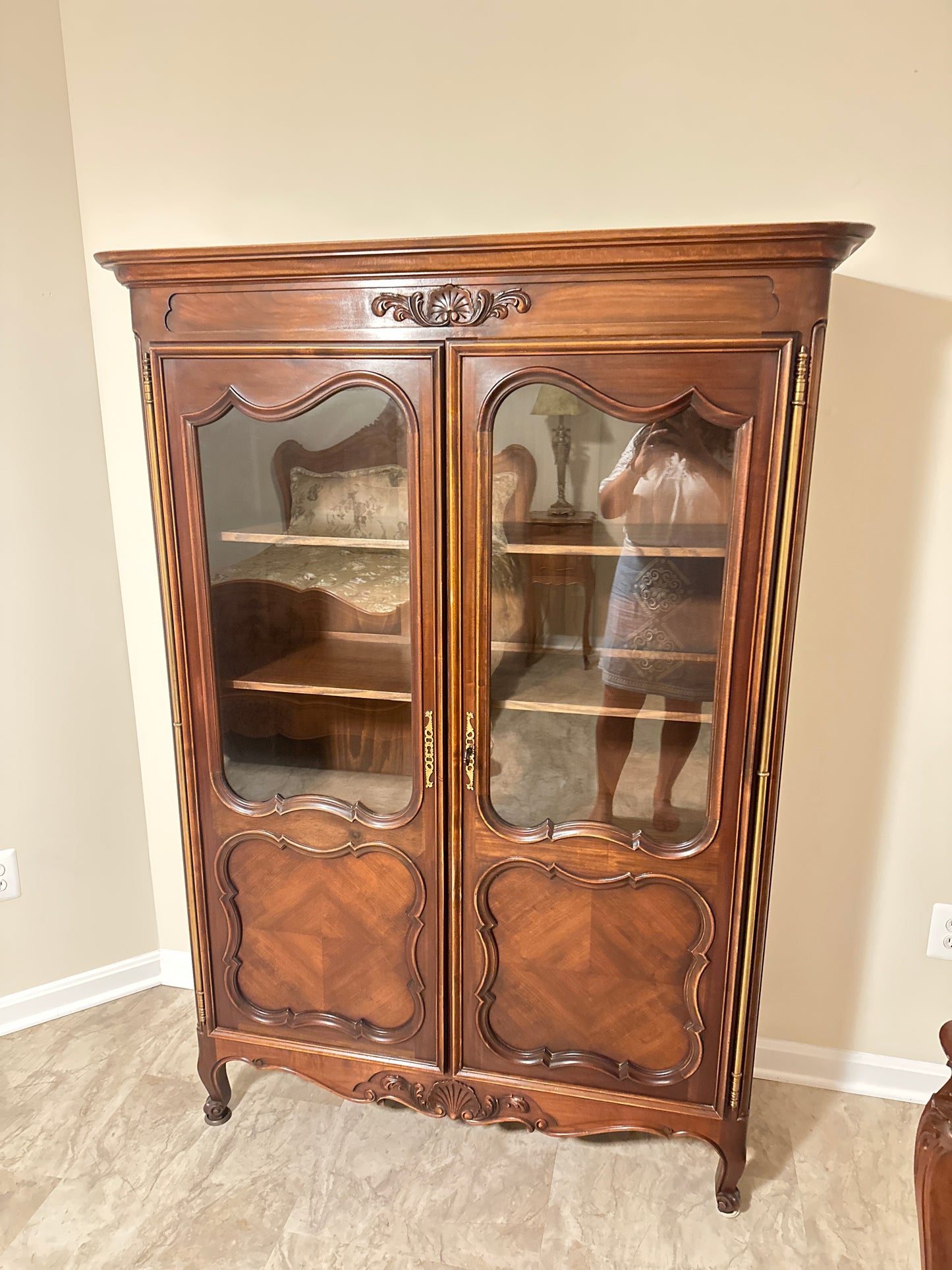 Antique French Louis XV Style Display Cabinet with Glass Doors